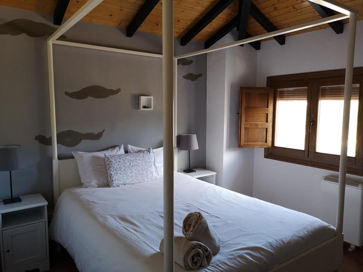 La Casa Blanca Del Alto Tajo Guest House Ablanque Luaran gambar